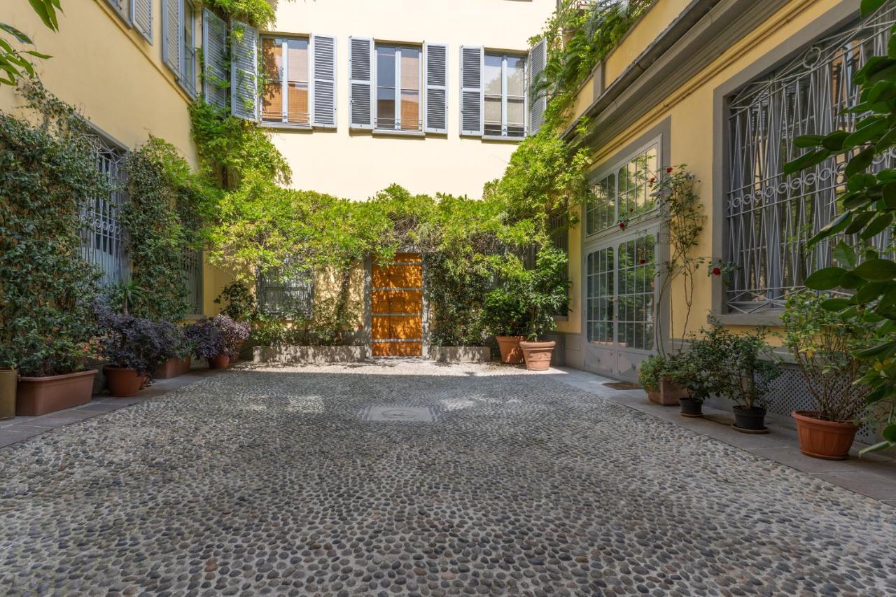 Duomo Smart Suites Milan Exterior photo